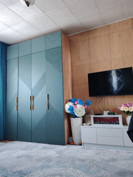 Ирис Шкаф 4-х ств. 1800 браш мени грин/дуб крафт