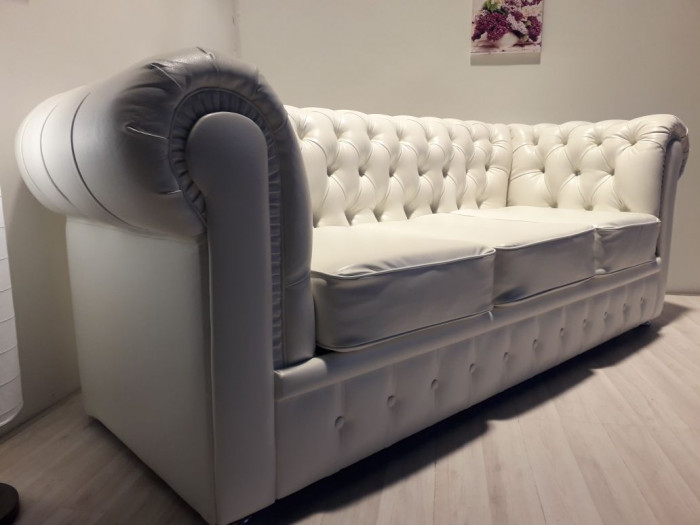 Диван Честер 3- х местный, белый