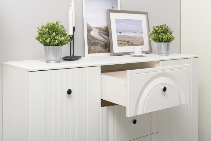 Валенсия Спальня 13.309 Комод + 13.291 Тумба прикроватная, цвет ЛДСП белый шагрень/МДФ белый шагрень, ШхГхВ 182,4х38,4х87,5 см.