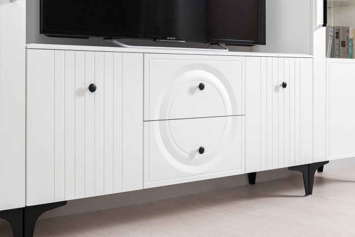 Валенсия Гостиная 16.45 Тумба под ТВ, цвет ЛДСП белый шагрень/МДФ белый шагрень, ШхГхВ 133,1х38,3х63,7 см.