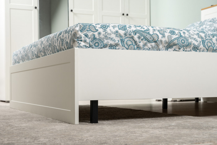 Остин 11.53 Кровать + ортопед + 16.307 Шкаф + 16.47 Тумба под ТВ, белый шагрень/дуб крафт золотой