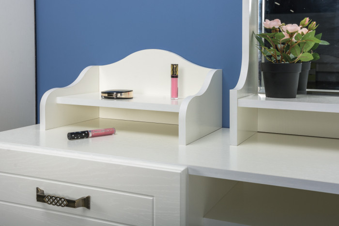 Ливерпуль Спальня № 3 11.08ОСН + две 08.146 + 13.124 + 12.46 + 10.118 + 10.117, ясень ваниль/белый